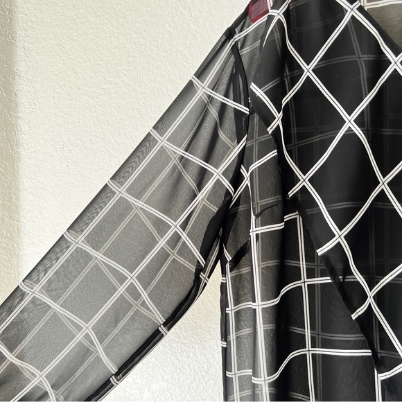 Charter Club Plaid Semi Sheer Rainfall Long Sleeve Blouse Size Large - Picture 4 of 8